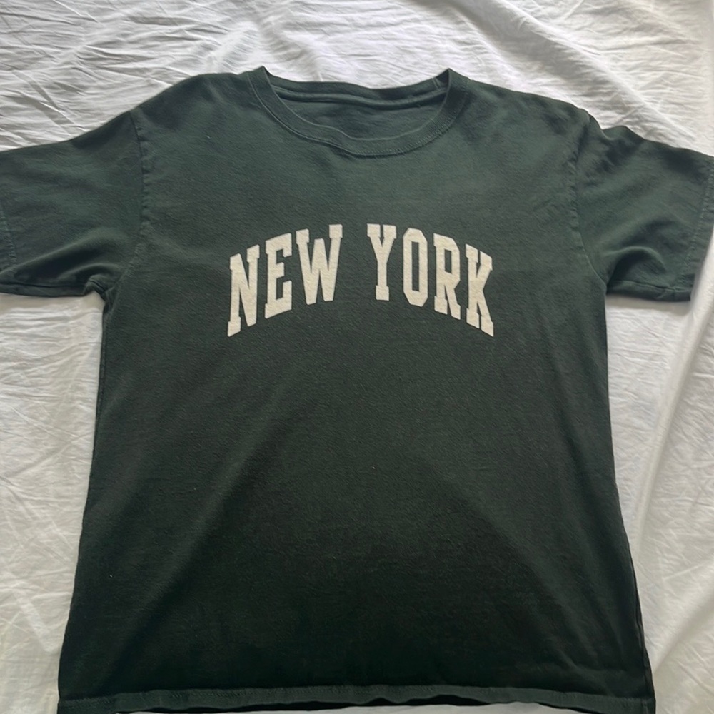 Brandy Melville New York Tee!